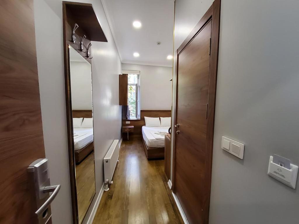Moonlight Hotel Istambul Exterior foto
